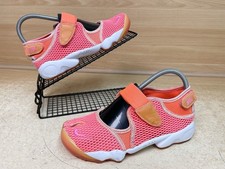 Nike Air Rift BR Breathe Split Toe Trainers Size Uk 5.5 Woman’s Pink Crimson