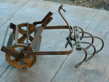 Vintage Hand Push Garden