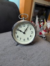 Retro style non ticking