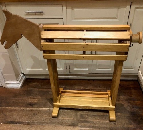 Sit ride saddle stand - sit, on