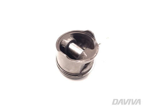 Nissan pickup engine piston - pickup,