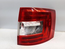 GENUINE 2014 SKODA OCTAVIA  5E9945096 ESTATE RIGHT TAIL LIGHT