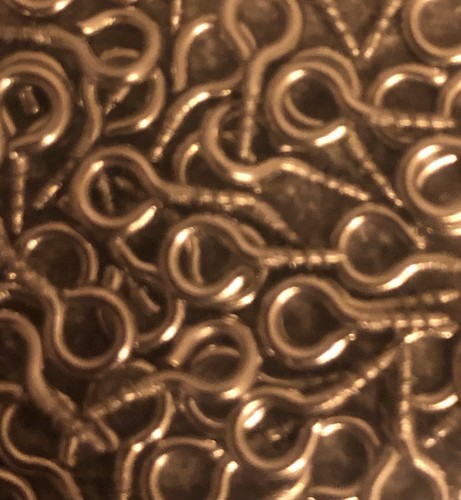 Silver coloured screw - 20,
