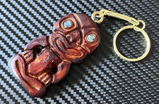 VINTAGE NEW ZEALAND WOODEN