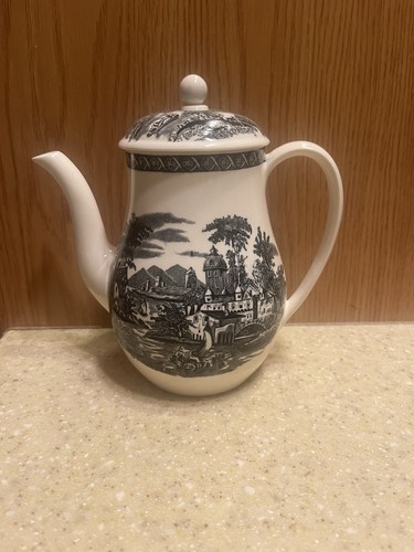 Vintage wedgwood etruria - of,