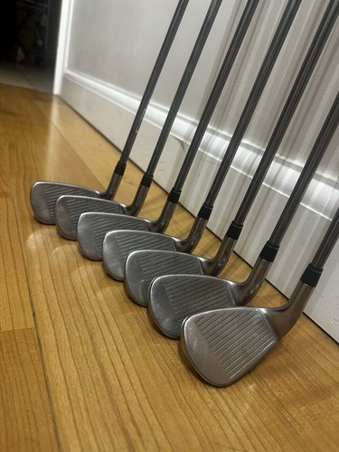Wilson d200 iron set - 5-pw+sw,