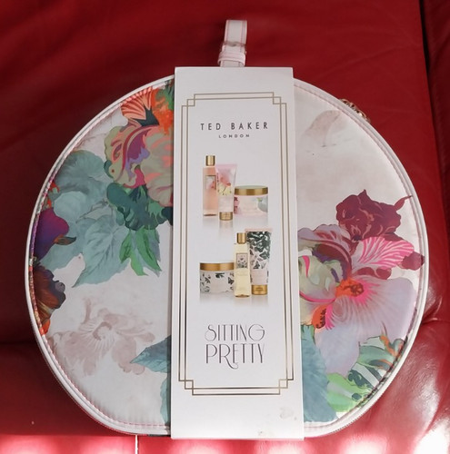 Ted baker sitting pretty 6pc - sitting,