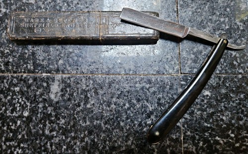 Wade and butcher bow razor - butcher",