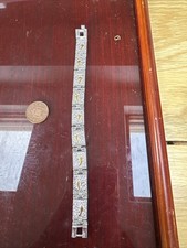 Brooks & Bentley Footprints