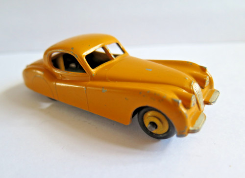 Dinky toys 157 - dinky, no.157