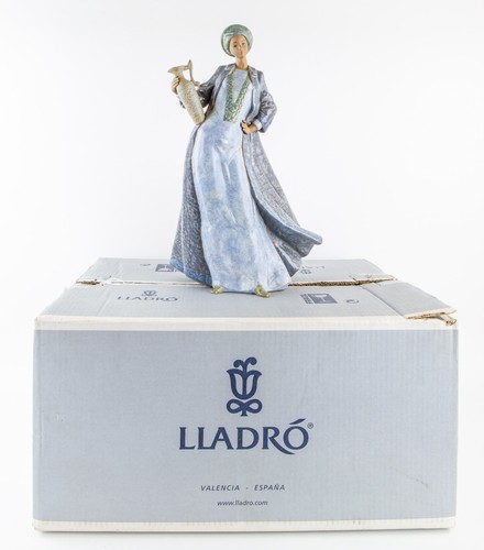 Lladro waters the oasis - the, oasis'