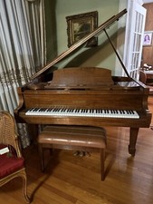 baby grand piano used