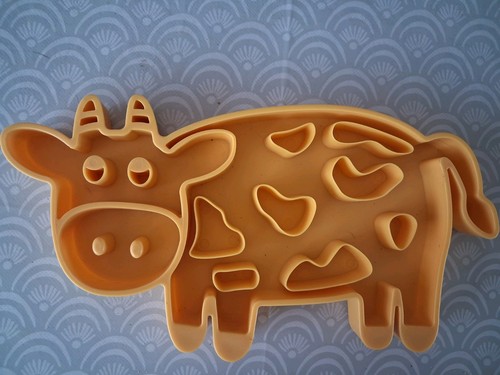 Cartoon cow shaped feeder for - cartoon,