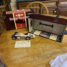 CAROUSEL WATSON ROADSTER 1962 POLE INDIANAPOLIS 500 1:18 DIECAST MODEL 