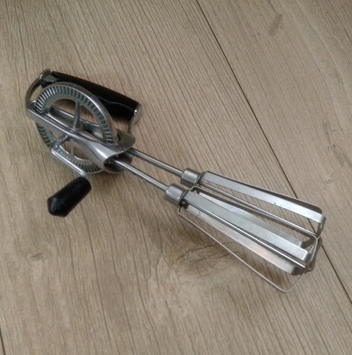 Rotary hand whisk egg - hand, beater