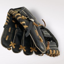 Easton Baseball Glove 9 Inch