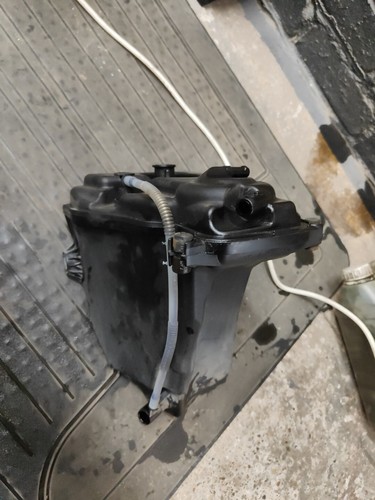 Bmw k1200s oil tank container - k1200s,