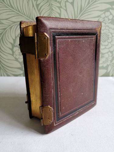 Antique small victorian - small,