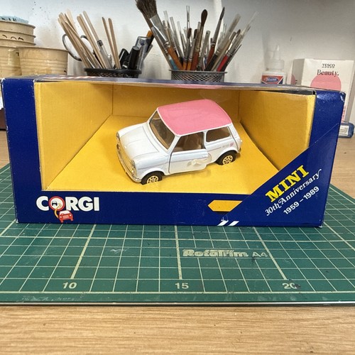 Corgi c330 classic mini - c330/2,