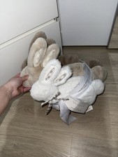 Cupcakes & Cashmere Set of 3