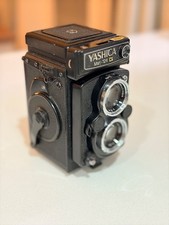 Yashica Mat 124G TLR Medium