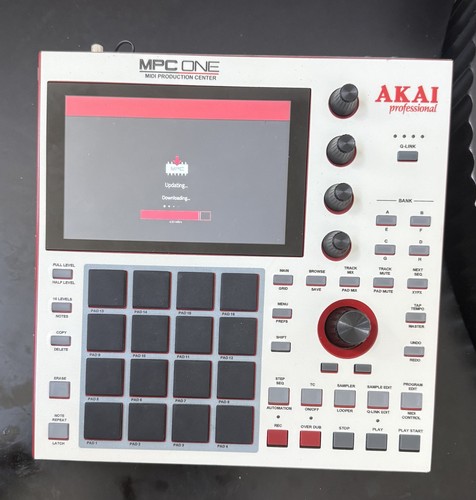 Akai mpc one - one+, bundle