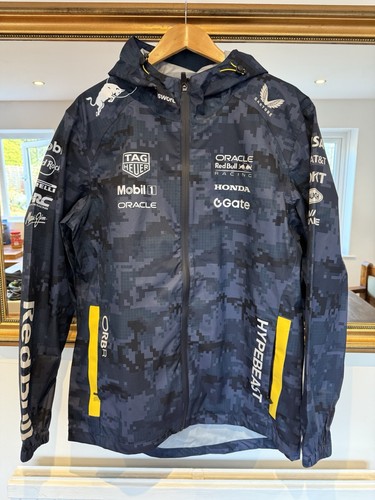 Red bull racing - red,