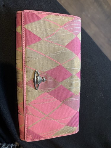 Genuine vivienne westwood pink - vivienne,