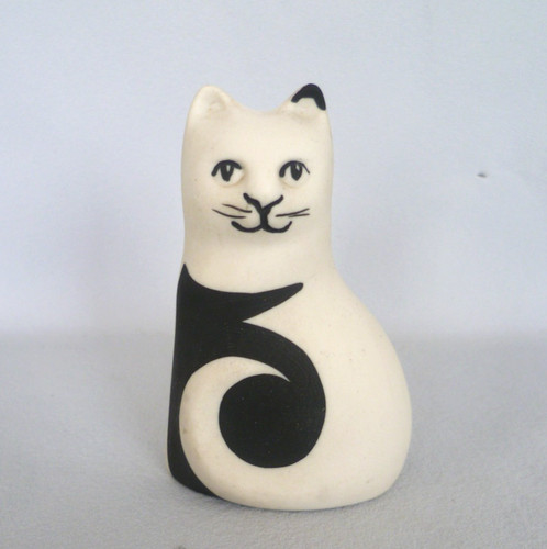 Highbank porcelain cat - highbank,