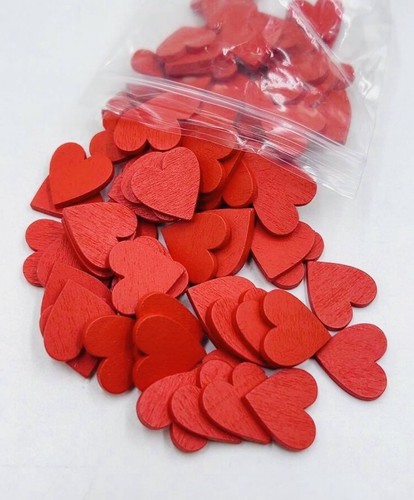 100 red wooden - 100, heart