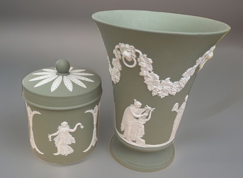 Pair sage green wedgwood - green,