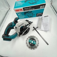Makita 18V LXT Lithium-Ion Cordless 5-3/8" Circular Saw - XSS03Z -TOOL ONLY