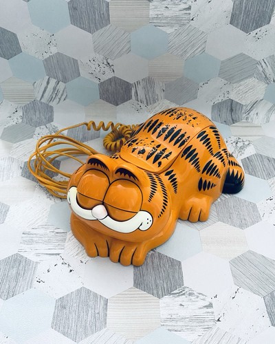 Garfield teleconcept telephone - garfield,