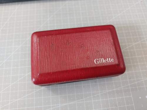 Damaged case box only - damaged,
