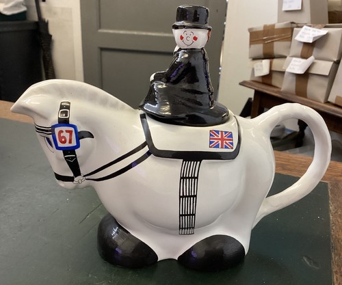 Wade dressage teapot - wade,