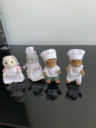 Sylvanian families waitress - sylvanian,
