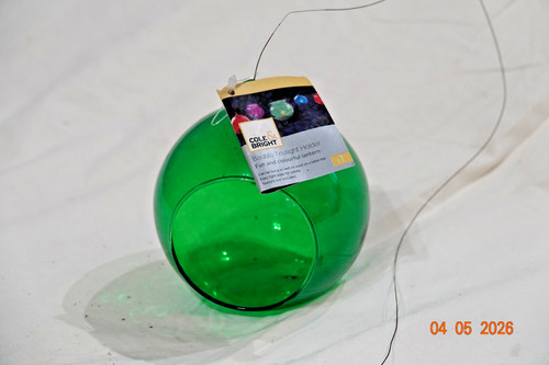Bauble tealight holder