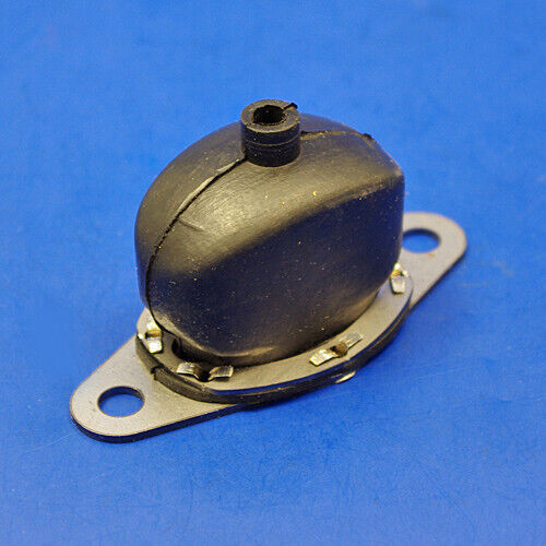 Ford front brake dust - front,