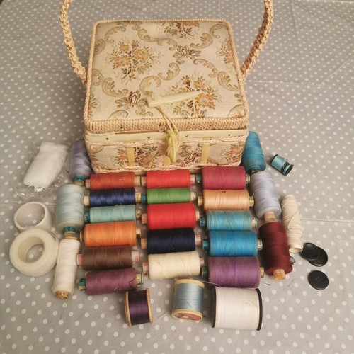 Job lot swan polyfil - lot, of