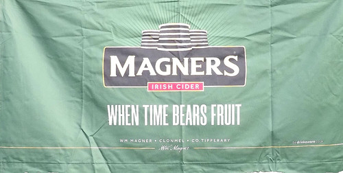 Large magners irish - cider, pub