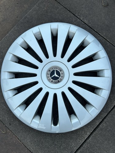 Mercedes vito wheel trim - 17”,