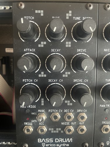 Erica synths bass drum2 909 - synths,