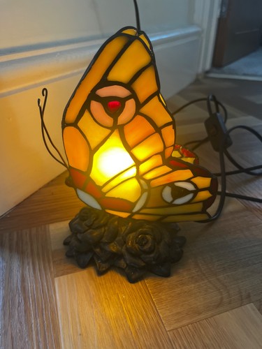 Tiffany style butterfly table - tiffany,