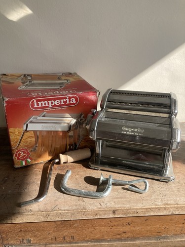 Imperia pasta maker - machine,