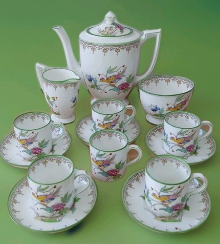 Minton the bird - ho, coffee