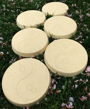 6 x Buff Round Concrete Garden
