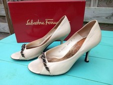 Women's Cream Open Court Shoes