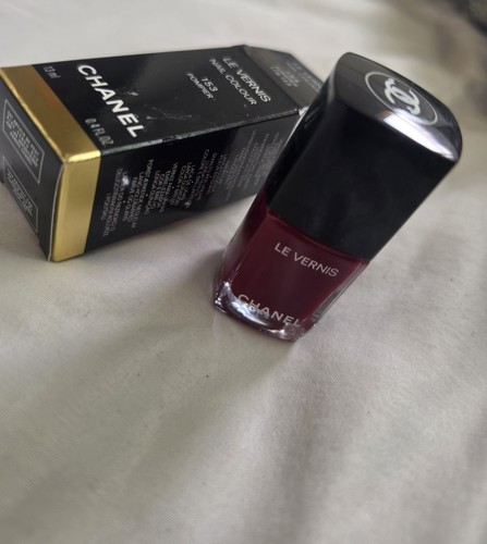 Chanel vernis nail colour - chanel,