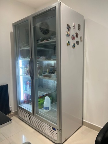 Fridge wine and fresh - -, food