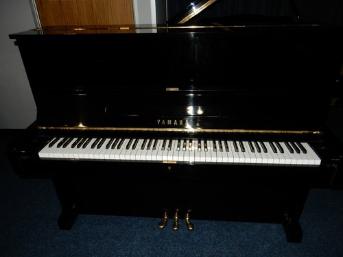Yamaha upright piano - upright, piano.
